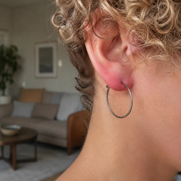 Nickel Allergy & Piercings: Symptoms, How to Tell & What to Wear
