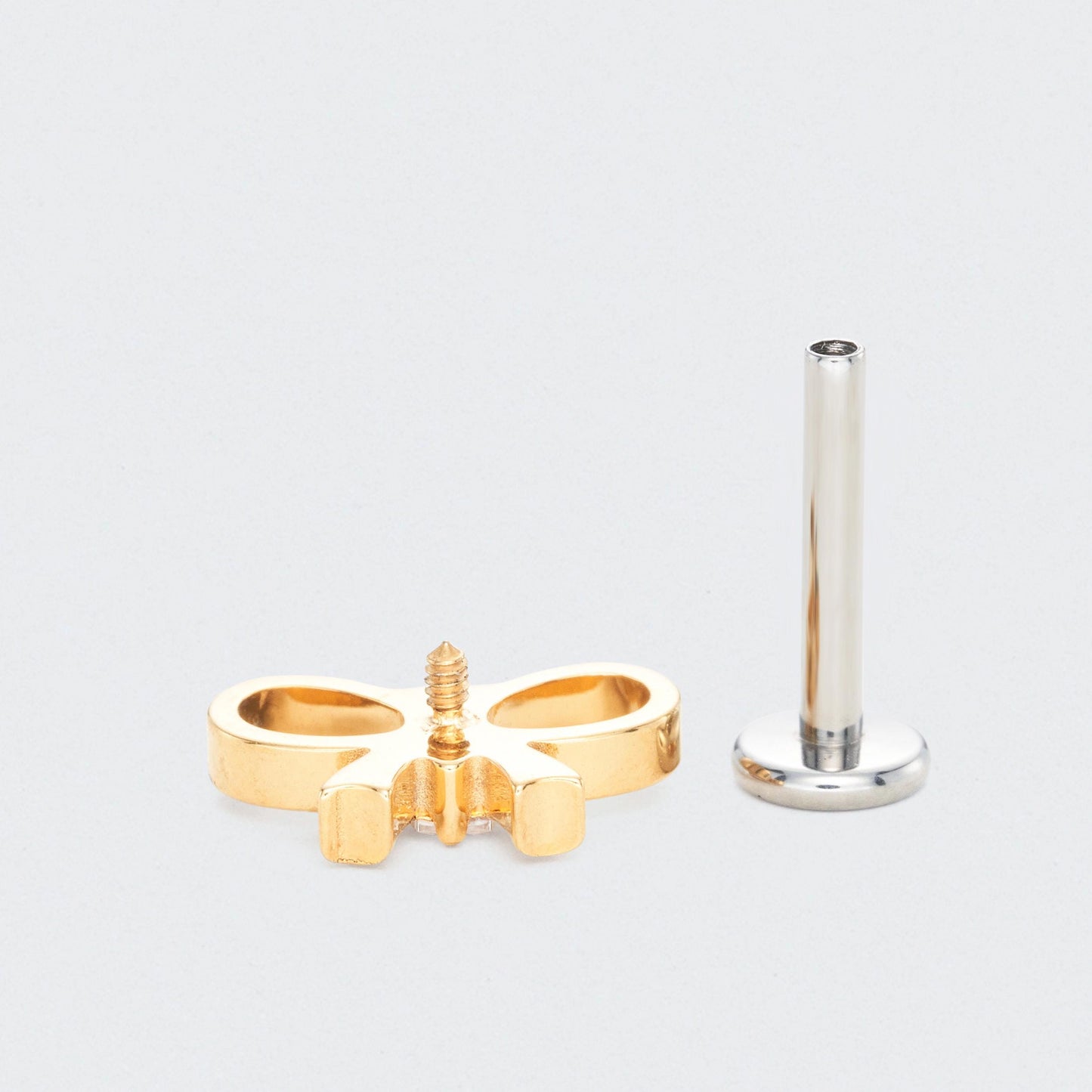 Bowknot With Rectangle CZ Centre Labret in Gold - Titanium