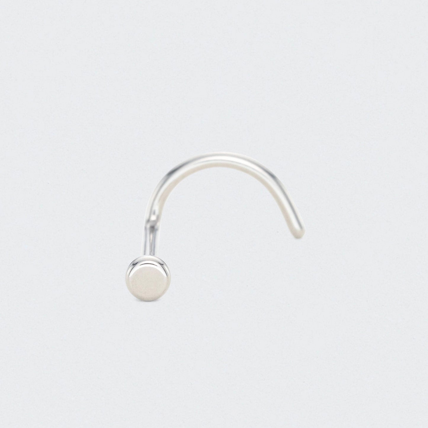 Curved Nose Screw Shape Flat Top Nose Stud in Silver - Titanium