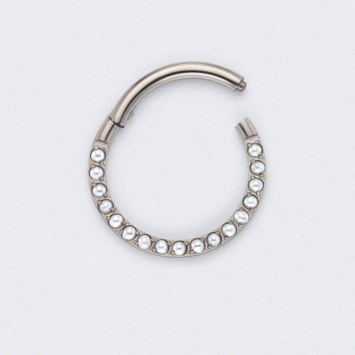 Hinged Segment Ring Front Face Pearl in Silver - Titanium