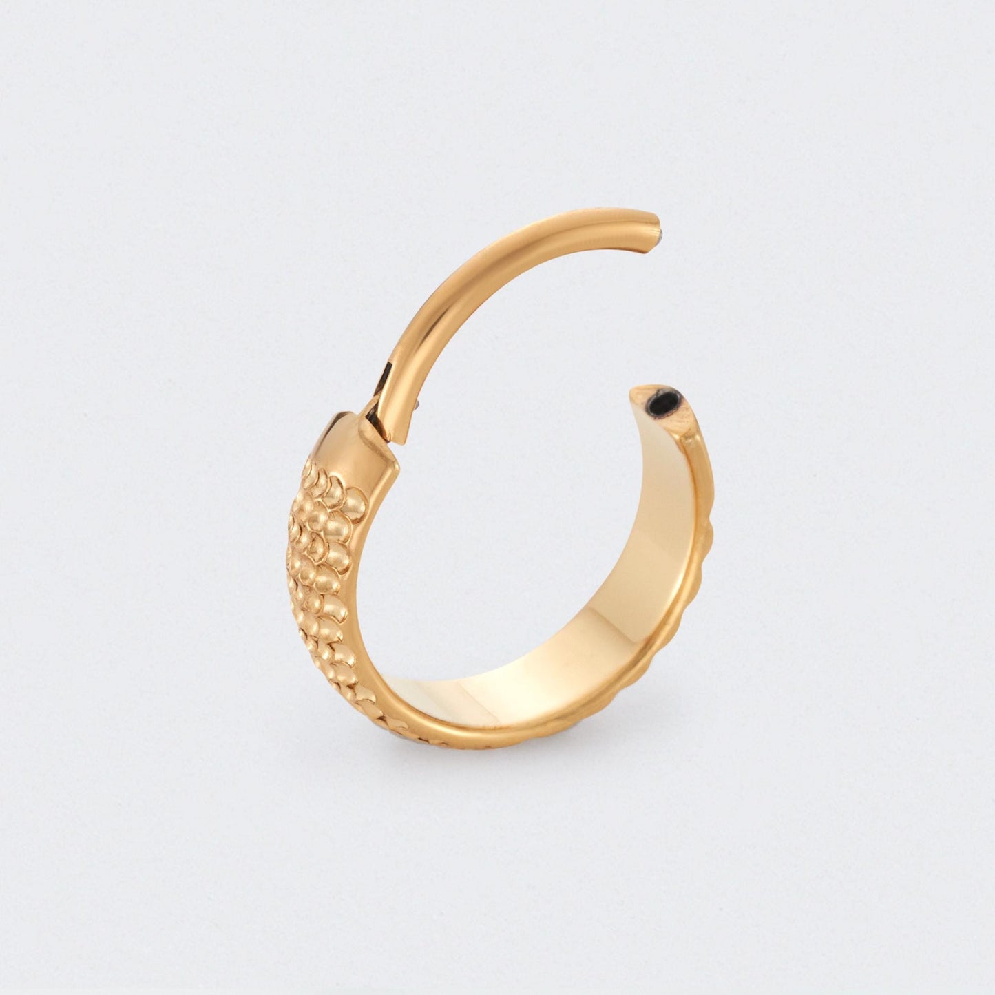Huggie Hoop Bump Cut in Gold - Titanium