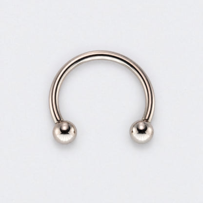 Circular Barbell with Balls Horseshoe in Silver - Titanium
