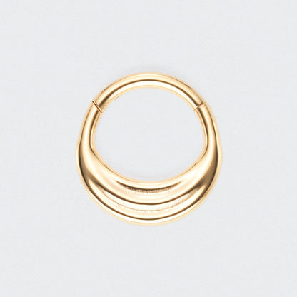 Wave Hinged Segment Ring in Gold - Titanium