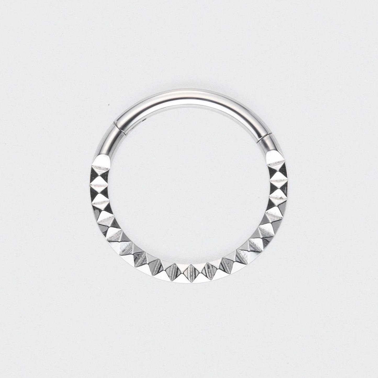 Square Cut Face High Polished Segment Ring in Silver - Titanium