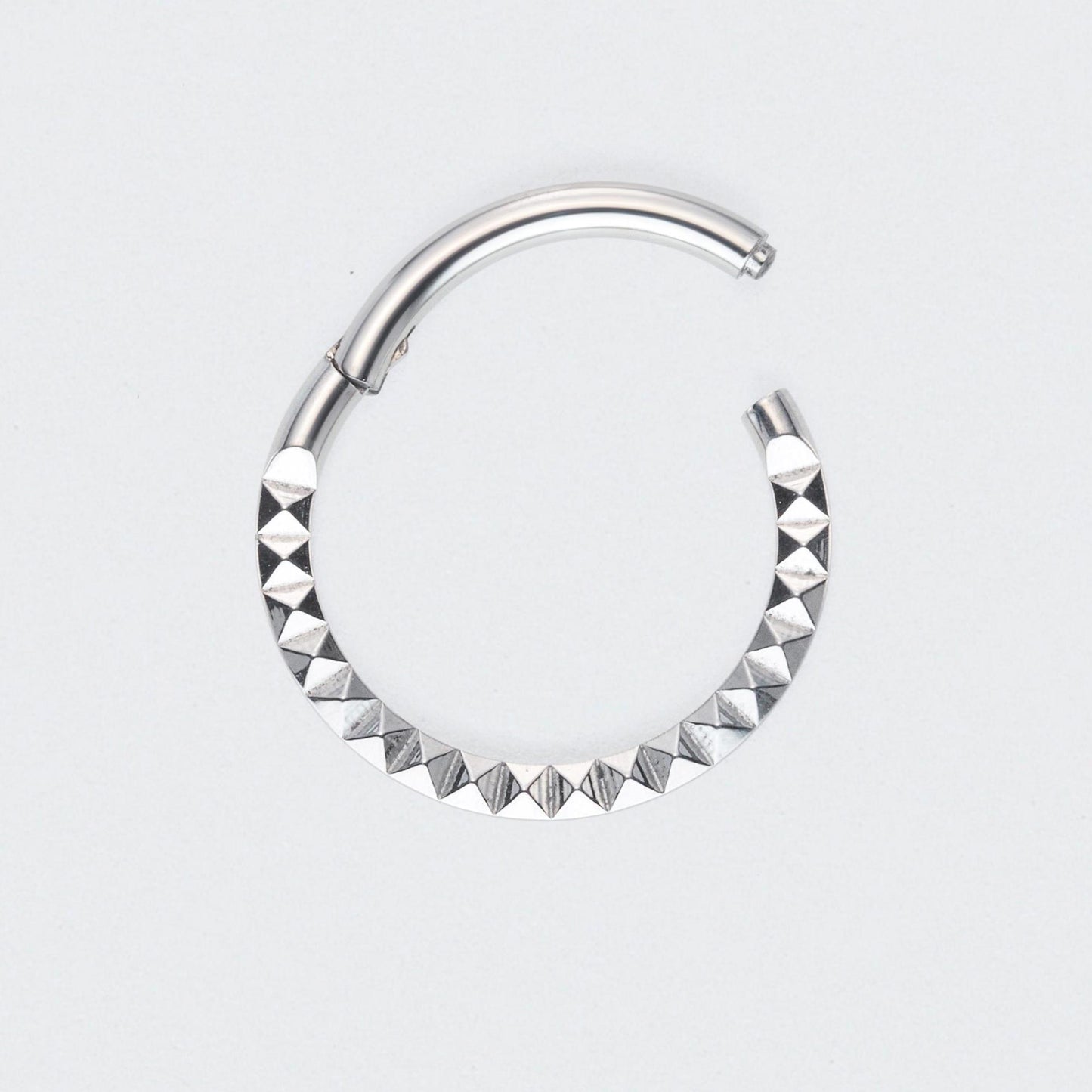 Square Cut Face High Polished Segment Ring in Silver - Titanium