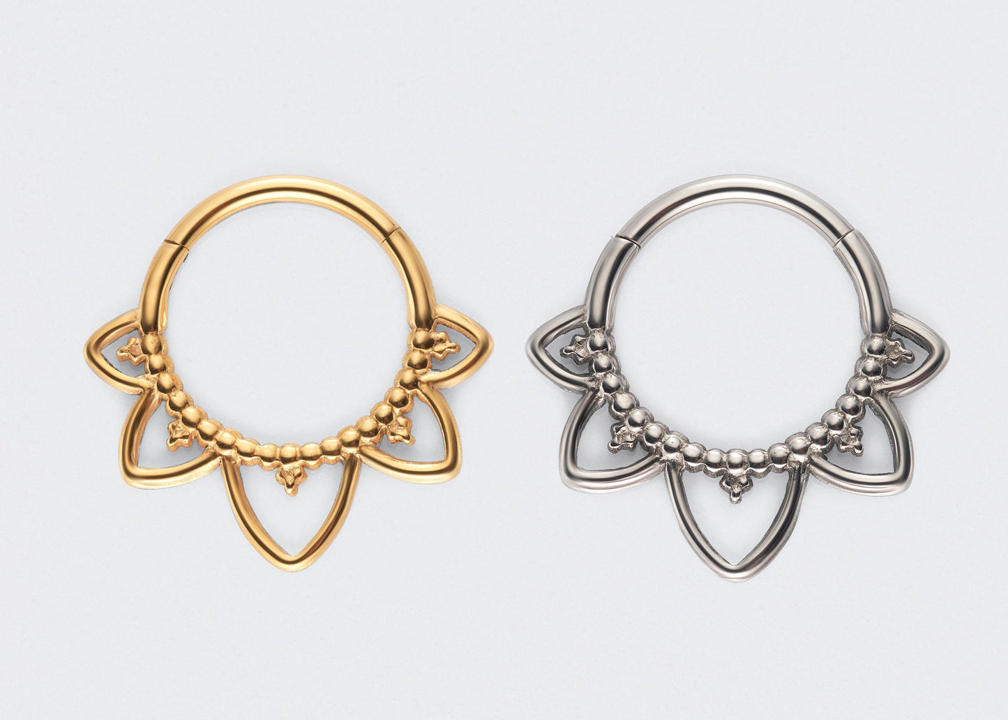 Floral Face Segment Clicker Ring in Gold - Titanium
