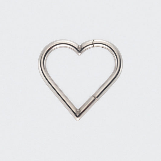 Heart Shaped Segment Clicker Ring in Silver - Titanium