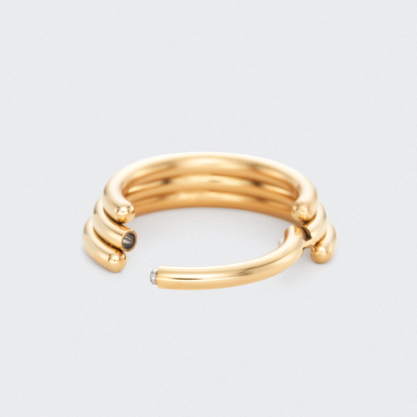 3 Tier Stacked Hinged Segment Clicker in Gold - Titanium