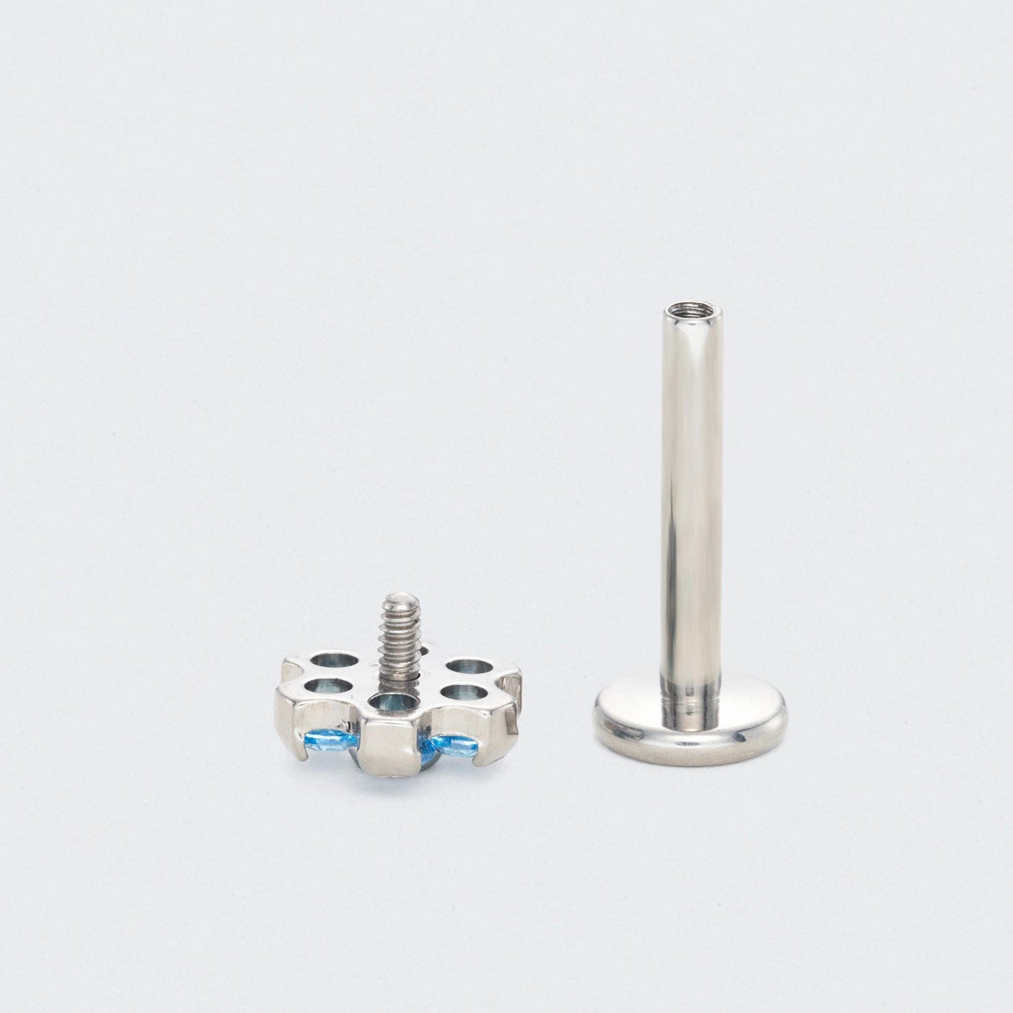 Bezel Flower Aqua CZ Labret in Silver - Titanium