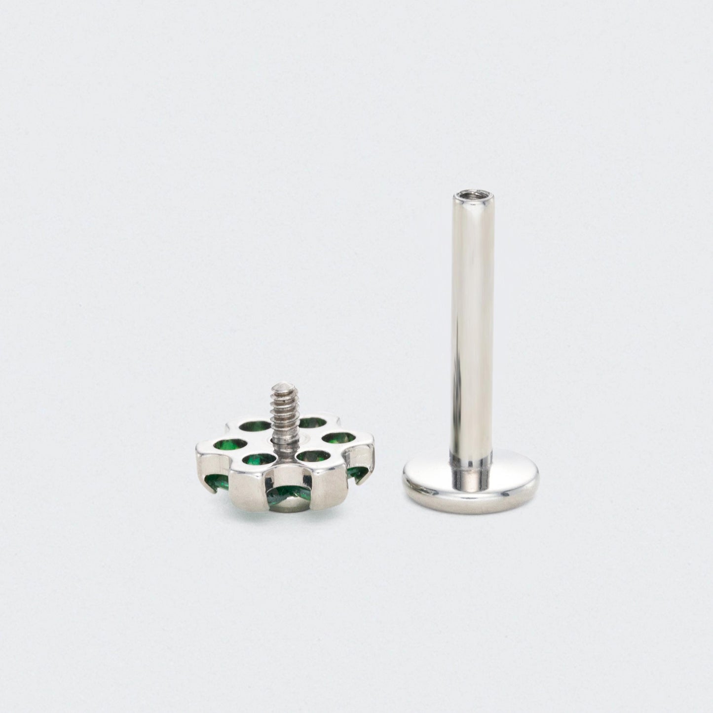 Bezel Flower Green CZ Labret in Silver - Titanium