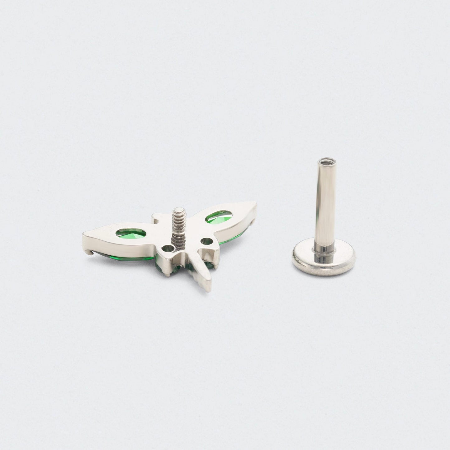 Dragonfly Green CZ Front Facing Labret in Silver - Titanium