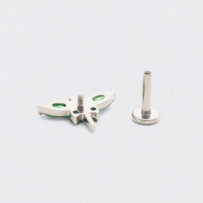 Dragonfly Green CZ Front Facing Labret in Silver - Titanium