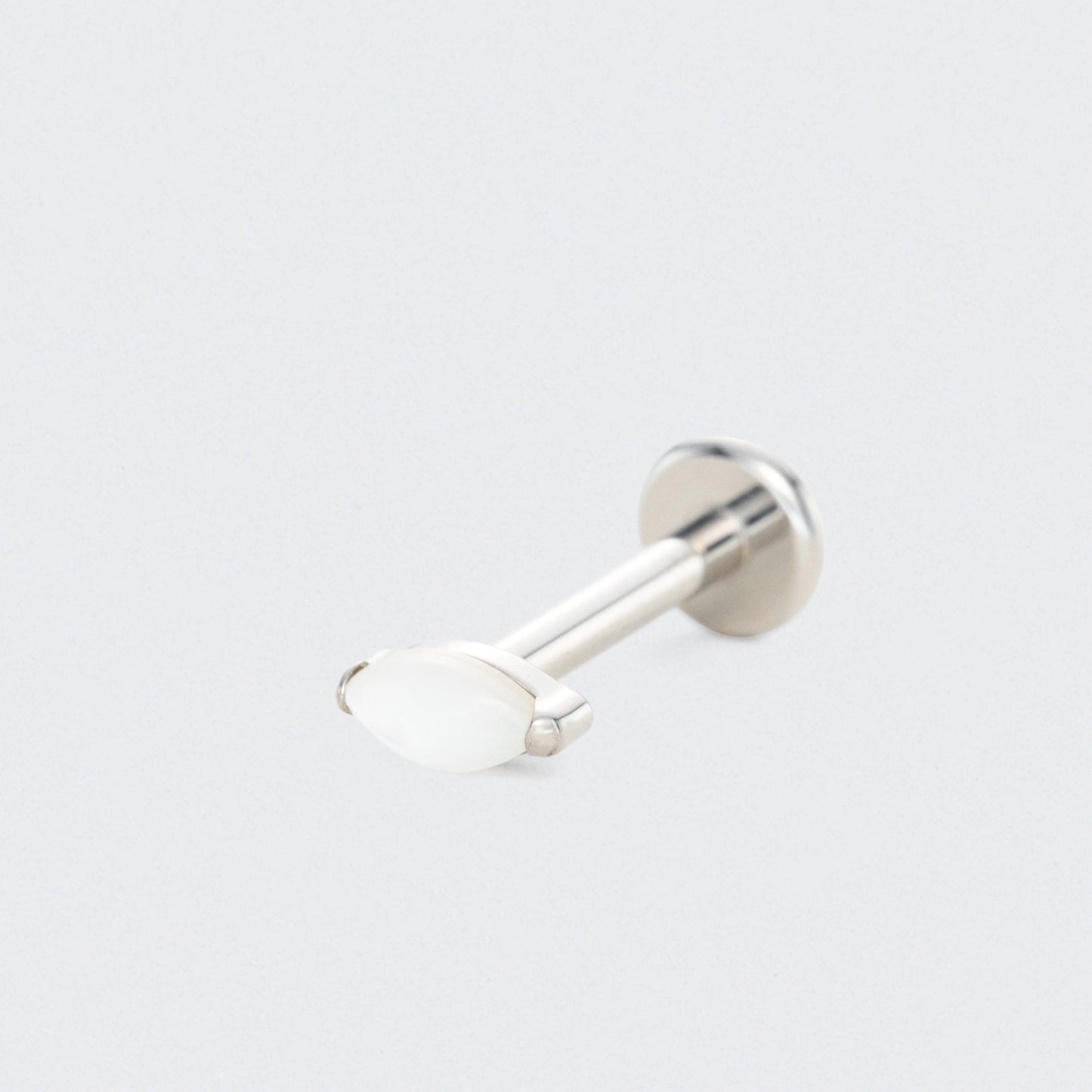 Single Marquise White Shell Labret in Silver - Titanium