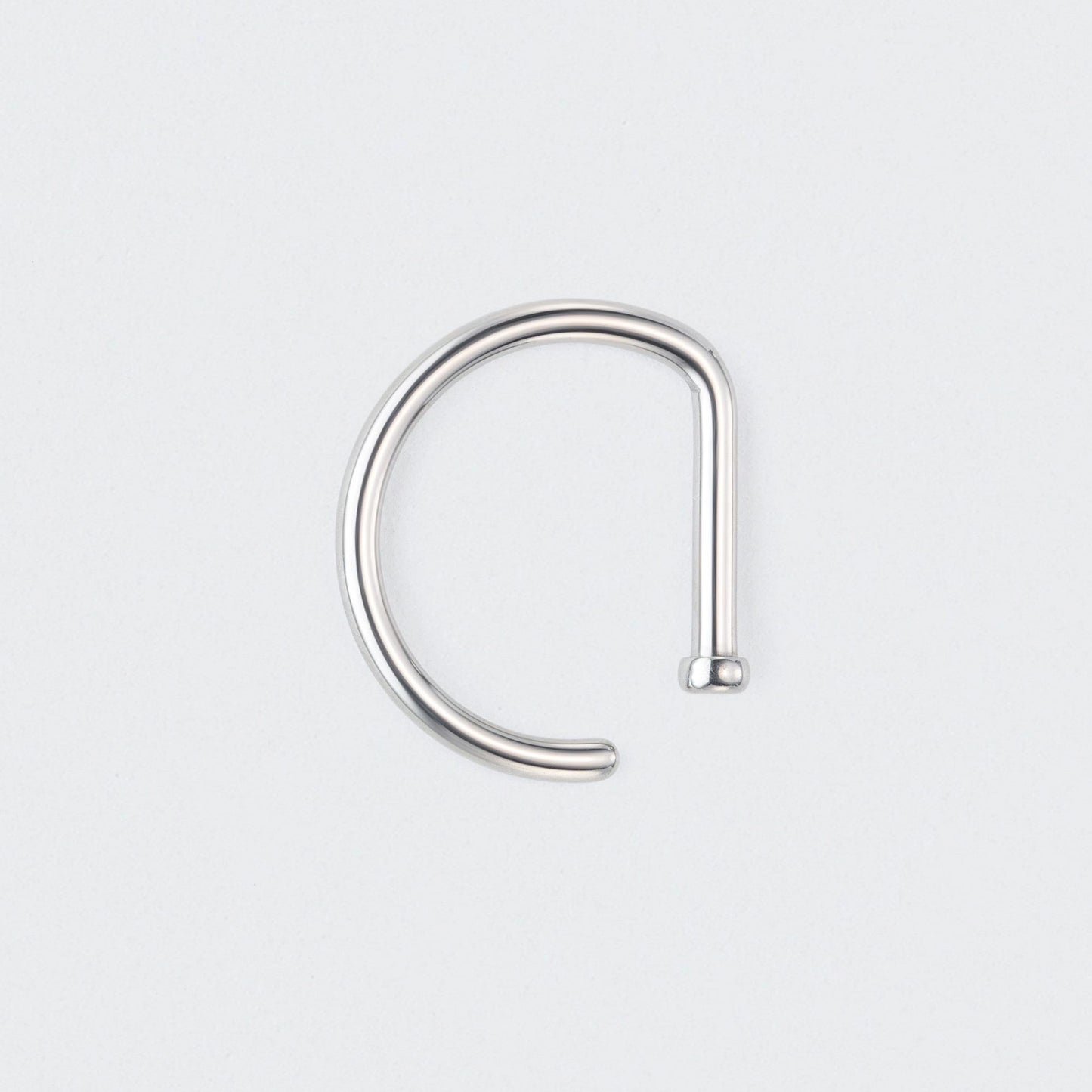 D Shape Nose Stud Flat End in Silver - Titanium