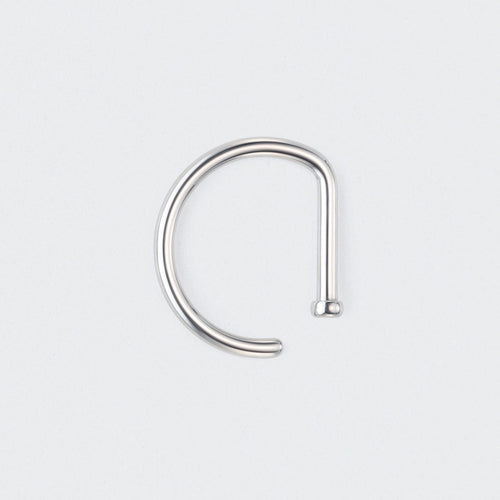 D Shape Nose Stud Flat End in Silver - Titanium