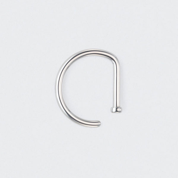 D Shape Nose Stud Flat End in Silver - Titanium