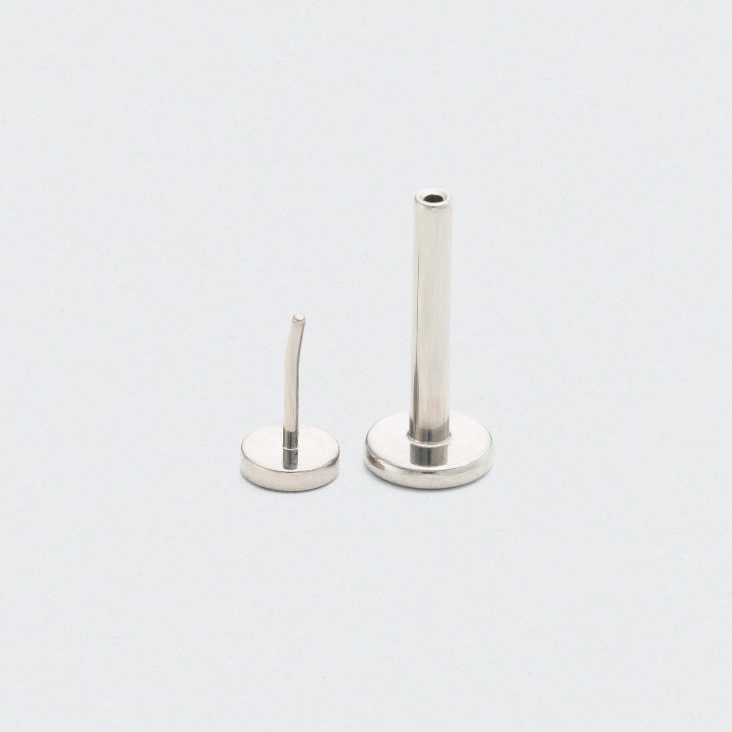 Crescent Moon Shape Threadless Labret in Silver - Titanium