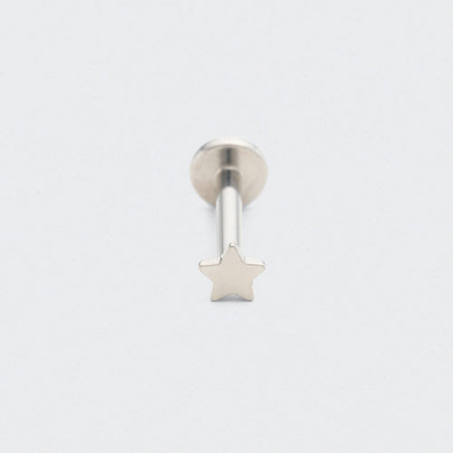 Star Threadless Labret in Silver - Titanium