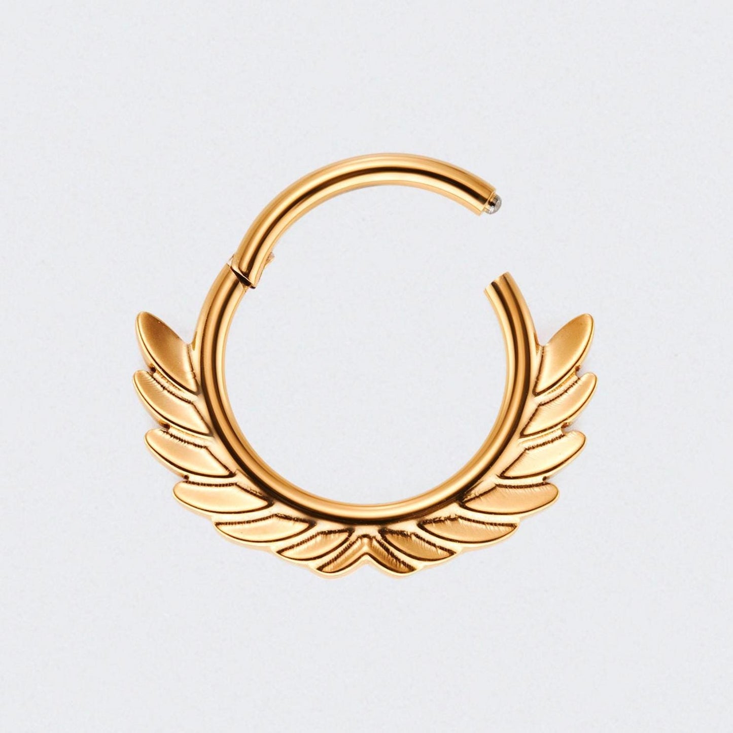 Champion Olive Wreath Segment Clicker Ring in Gold - Titanium