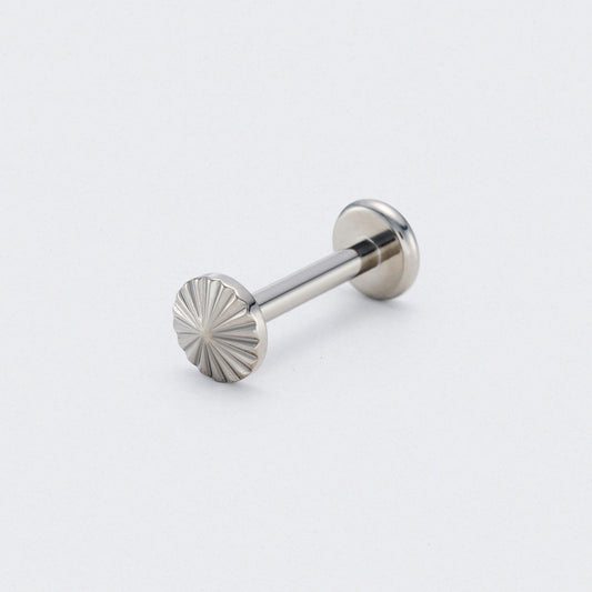 Ridged Circle Labret in Silver - Titanium