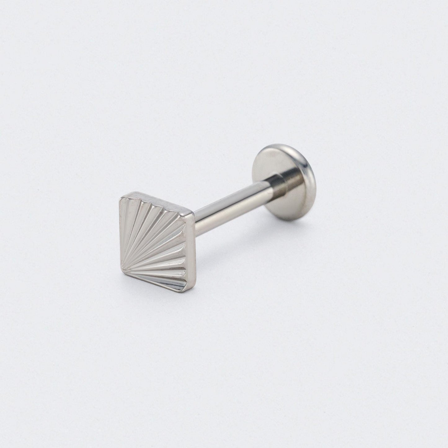Ridged Square Labret in Silver - Titanium