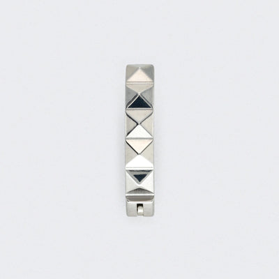 Pyramid Cut Hinged Belly Clicker in Silver - Titanium