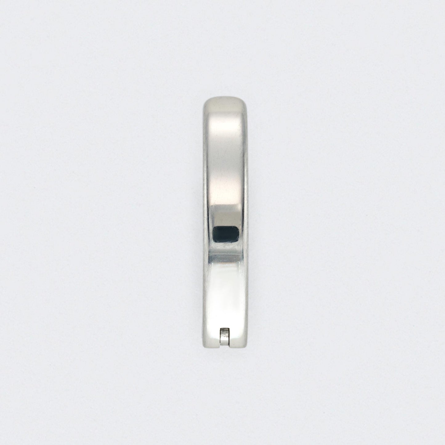 Hinged Belly Clicker in Silver - Titanium
