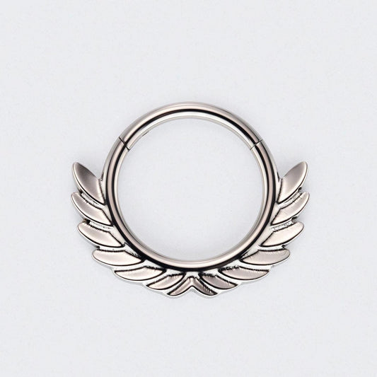 Champion Olive Wreath Segment Clicker Ring in Silver - Titanium