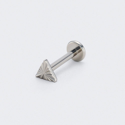 Ridged Triangle Labret in Silver - Titanium
