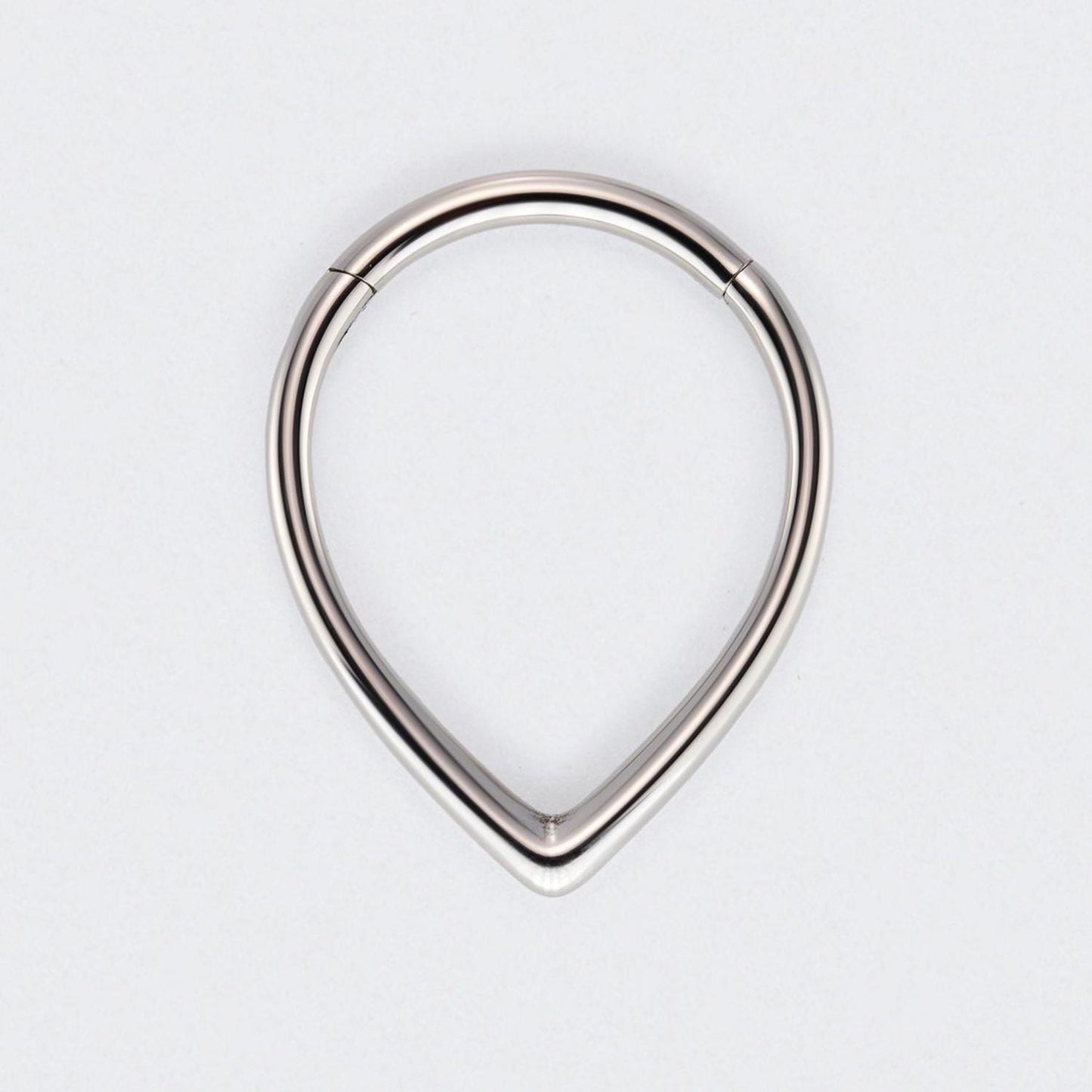 Hollow Teardrop Shaped Hinged Segment Clicker in Silver - Titanium