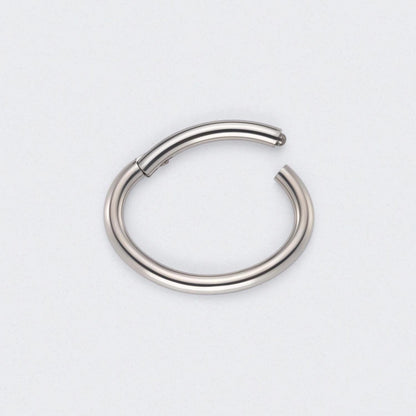 Segment Ring Oval Shape in Silver - Titanium