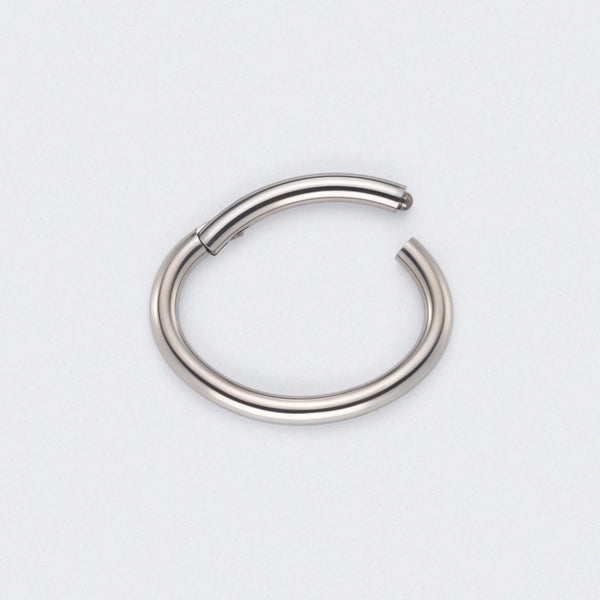 Segment Ring Oval Shape in Silver - Titanium