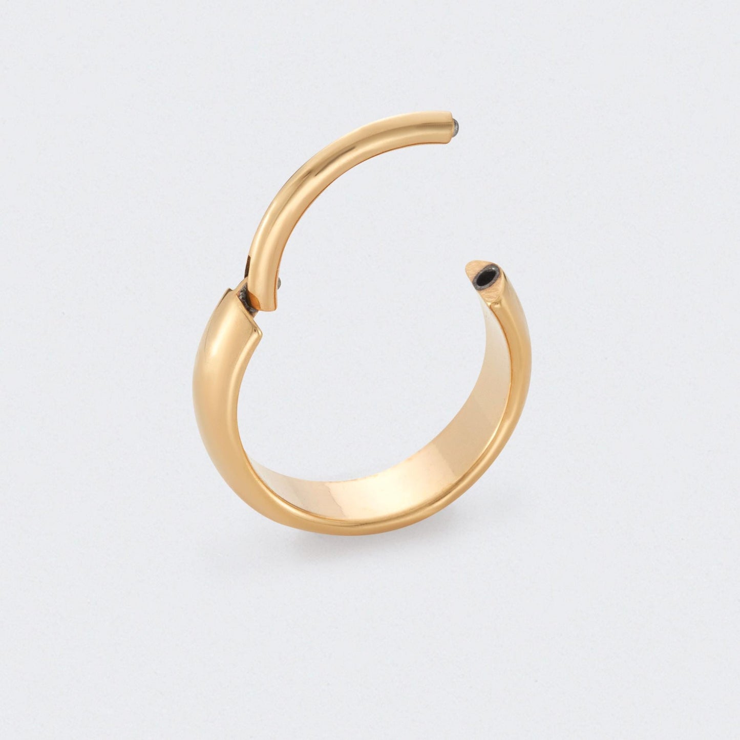 Huggie Hoop in Gold - Titanium