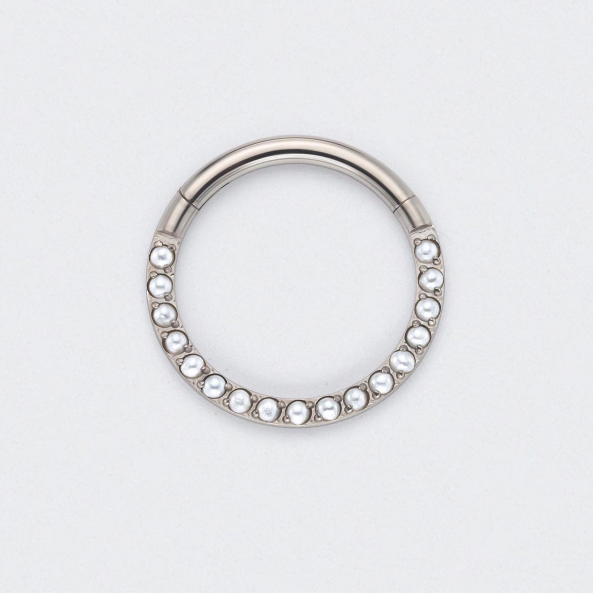 Hinged Segment Ring Front Face Pearl in Silver - Titanium