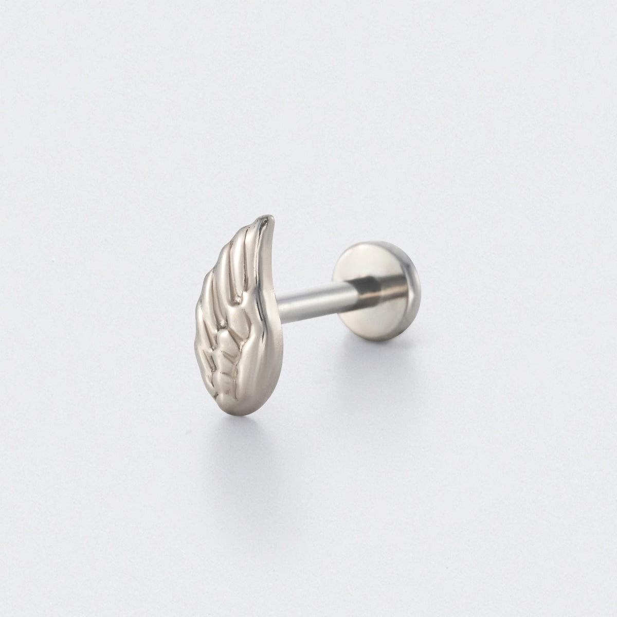 Wing Labret in Silver - Titanium
